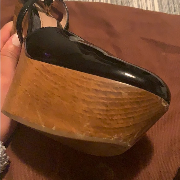 Heels - Picture 6 of 6